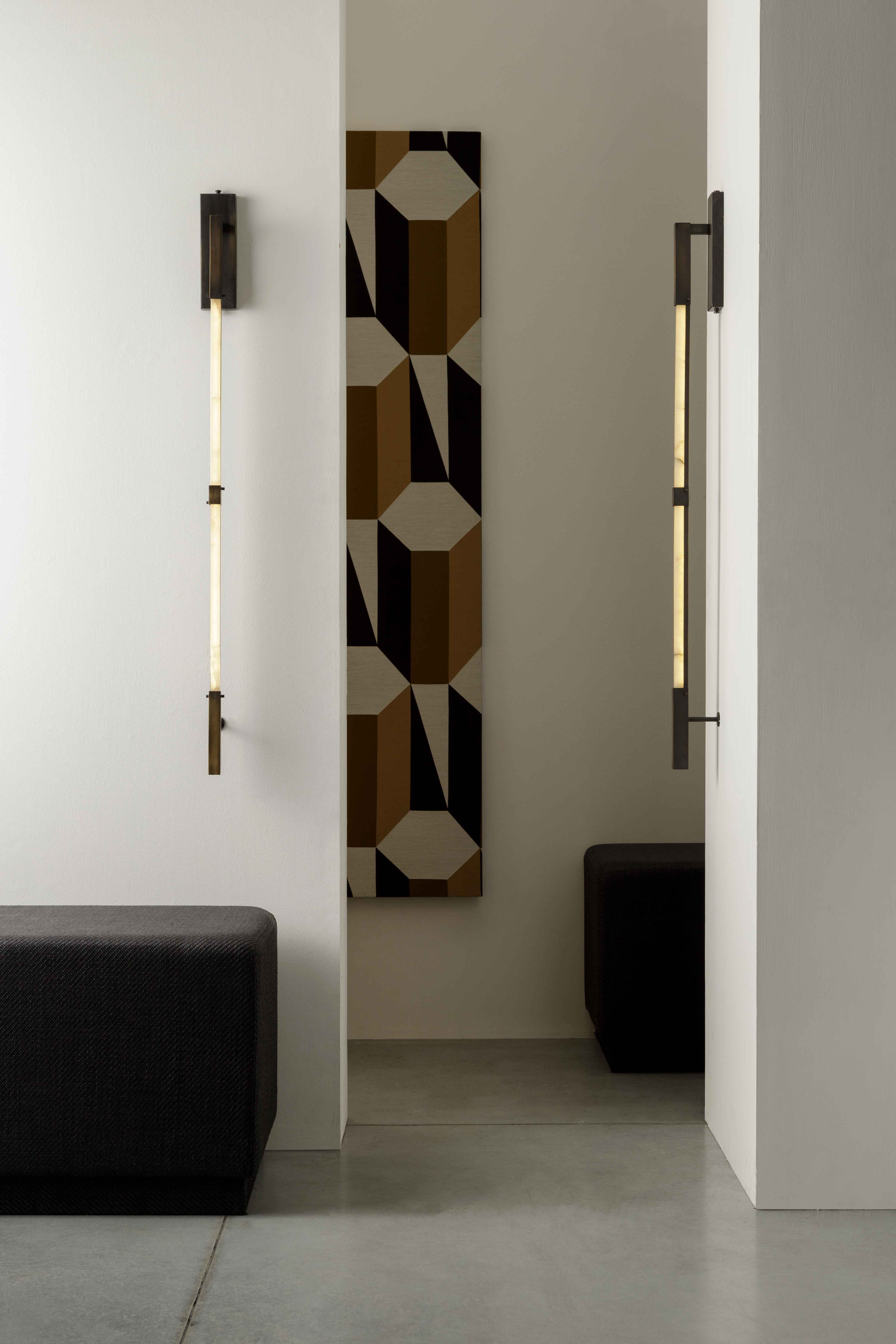 Wall lamp in burnished brass and alabaster